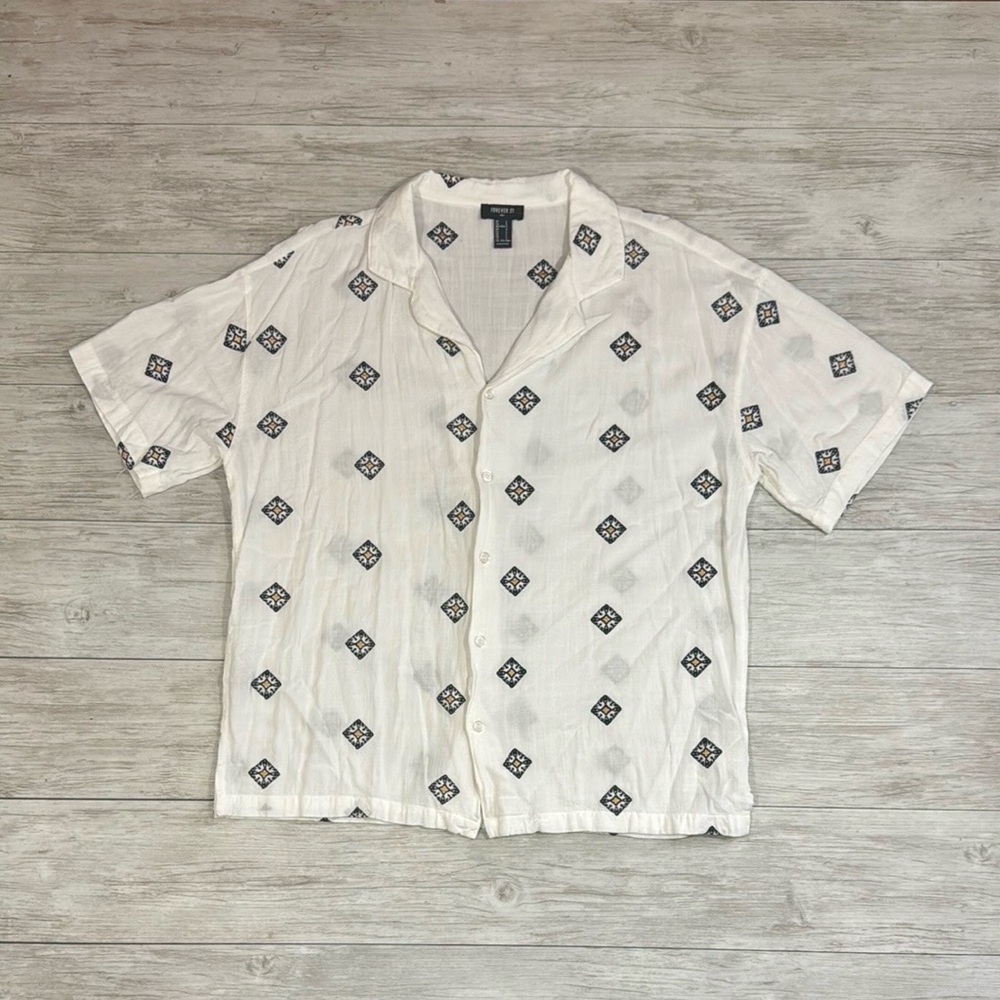 Short Sleeve Button-Up - Picture 3 of 5
